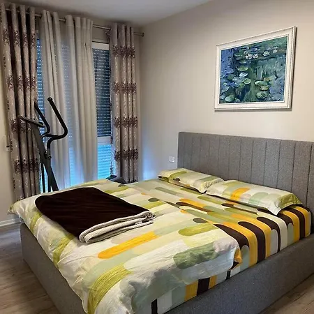 Eden - Modern 2br In Center