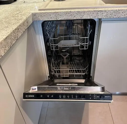 Eden - Modern 2br In Center *