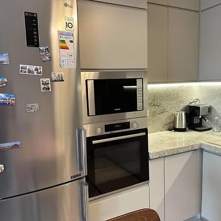 Family Friendly 2 Bedroom Eden Gardens Center Tirana